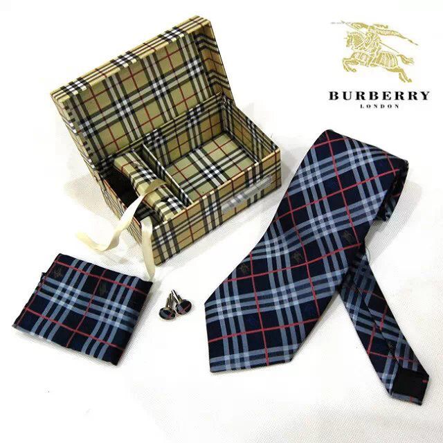 Kit Cravatta Burberry Compeltto Modello 1